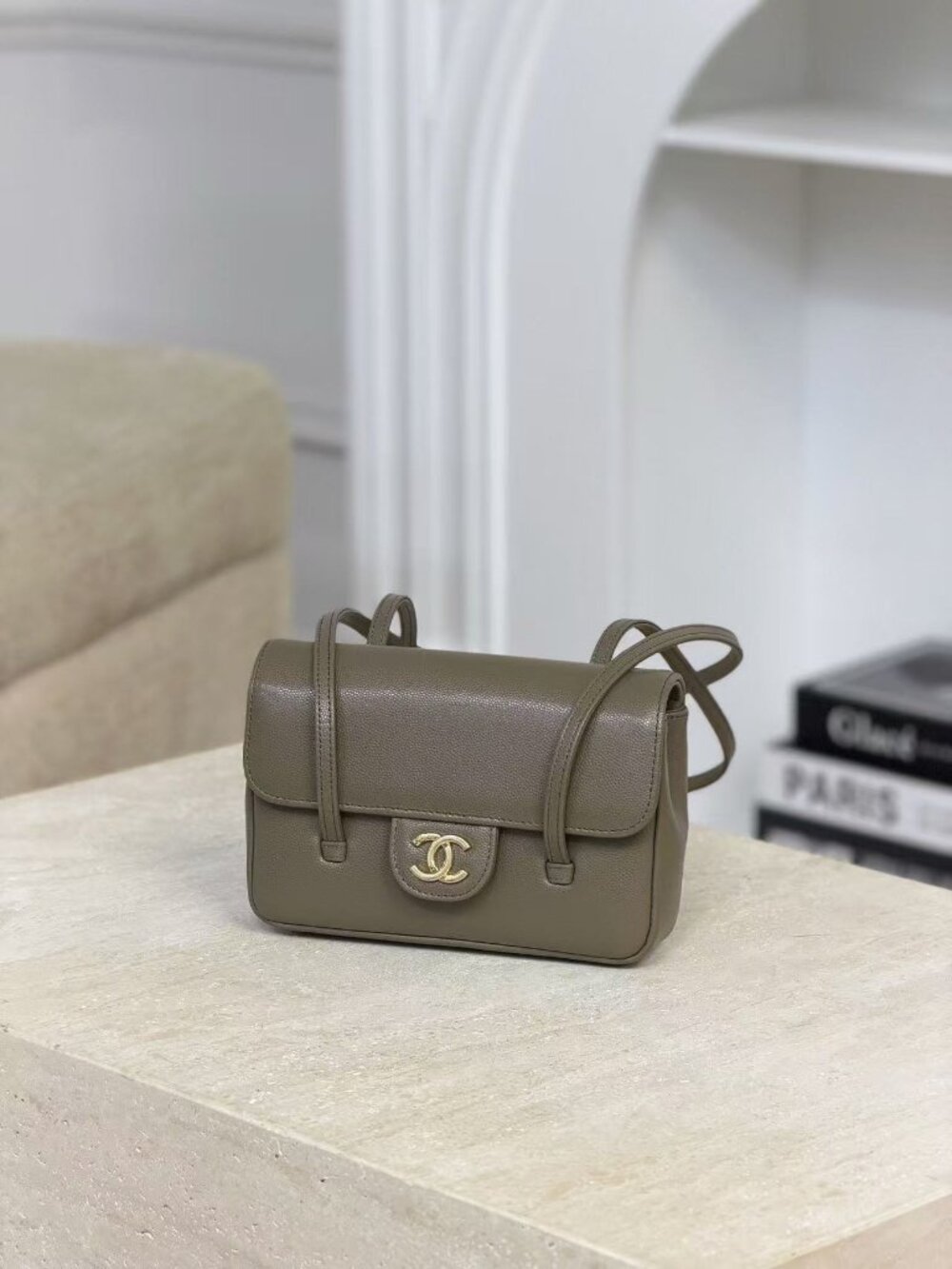 Classic CHANEL bag: A Stylish and Versatile Choice for Elegance